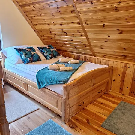Pod Lasem W Miejscowosci Rozogi- Mazury